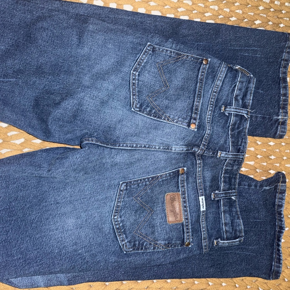 Wrangler Blue Relaxed Fit Jeans Classic Denim